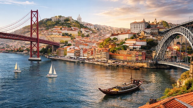 Serviço de tour privado entre Lisboa e Porto